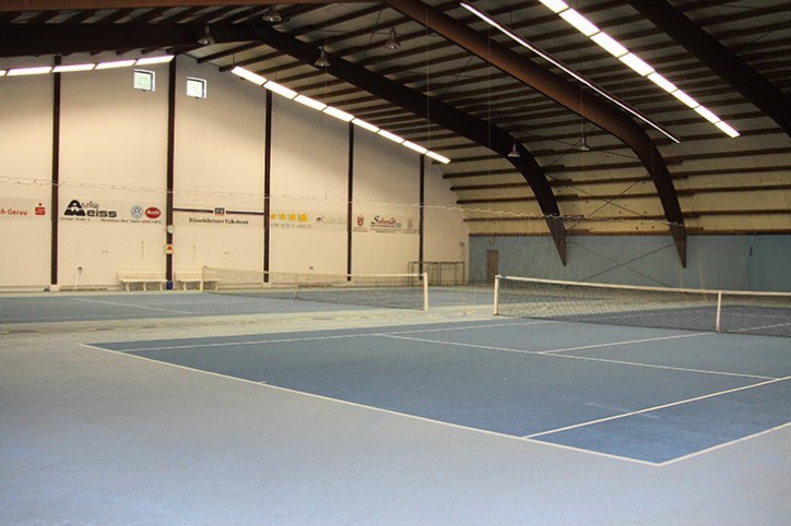 Tennishalle zum Buchen im Tennisclub Rüsselsheim